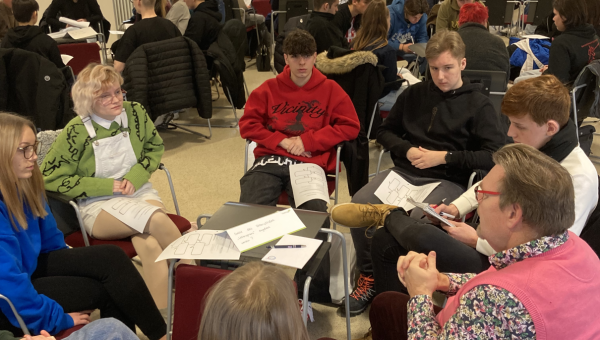 Politiker-Speed-Dating beim Dialog-P 