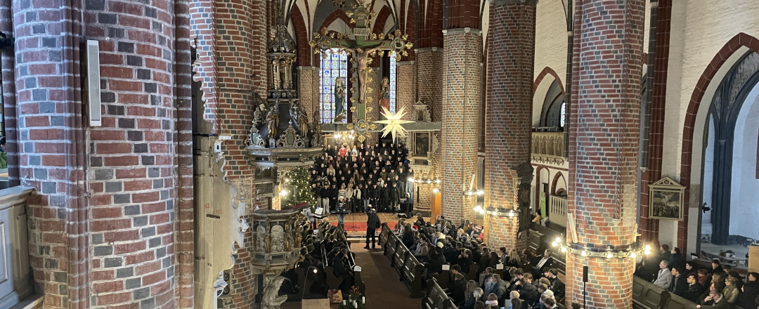 Das wertvollste Geschenk sitzt mit am Tisch: Besinnlicher Abschluss des Jahres 2025